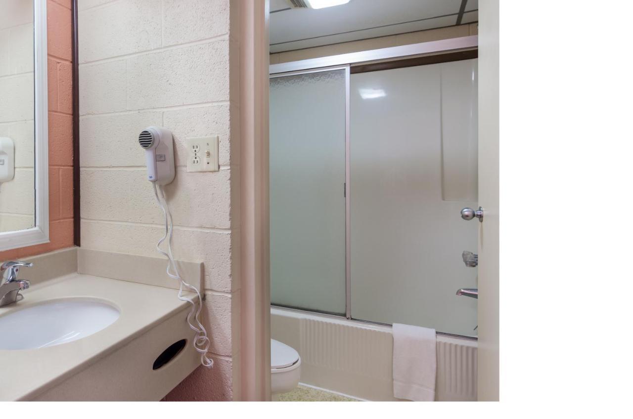 Americas Best Value Inn Wytheville Kültér fotó